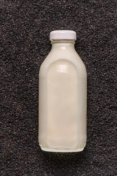 Alternatieve Veganistische Melk Basis Van Sesamzaad Voedzame Eco Drank — Stockfoto
