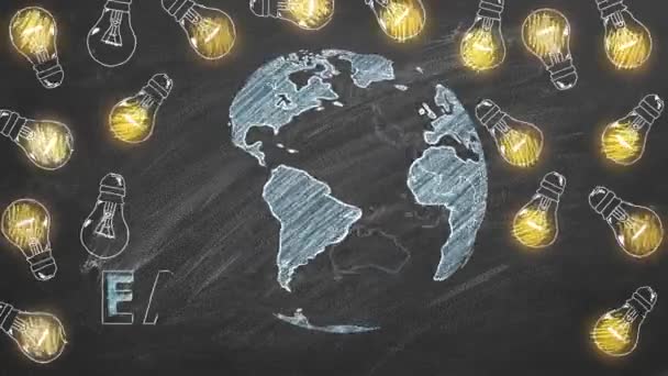 旋转的地球 发亮的灯泡和用粉笔画在学校黑板上的大地之手 拯救世界 拯救我们的星球世界环境日 — 图库视频影像