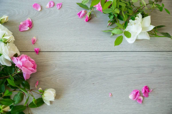 Floral Background Pink White Roses Light Wooden Table — Stock Photo, Image