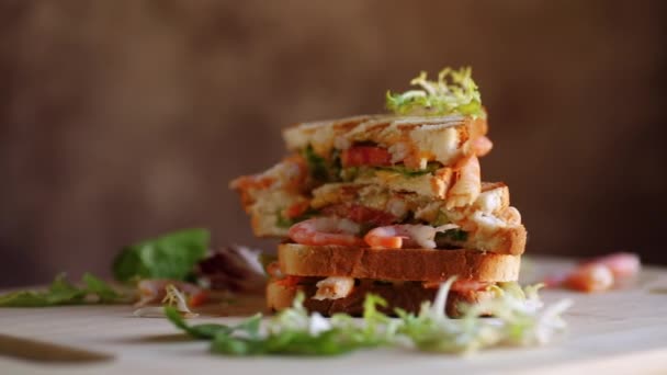 Sandwich Laitue Aux Crevettes Des Images Fullhd Haute Qualité — Video
