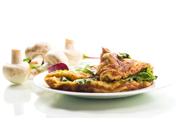 Kokta Stekta Omeletter Med Zucchini Och Örter Ett Träbord Stockfoto