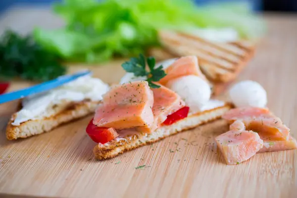Fried Toast Salmon Cream Cheese Salad Wooden Table — Stock Photo, Image