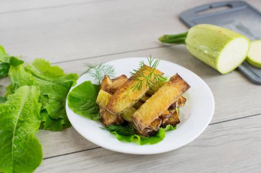 Kabak ve dereotunun sebze aperatifi..