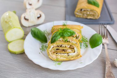 Yaz sebzeli kabaklı rulo peynirli..