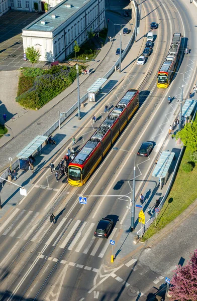 Tranvías Eléctricos Que Conducen Por Las Calles Varsovia — Foto de Stock