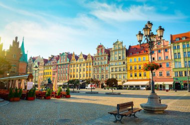 Şehir merkezi, pazar karesi konutları, Wroclaw Polonya