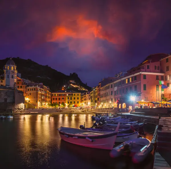 Widok Vernazza Lecie Cinque Terre Liguria Włochy Obrazek Stockowy