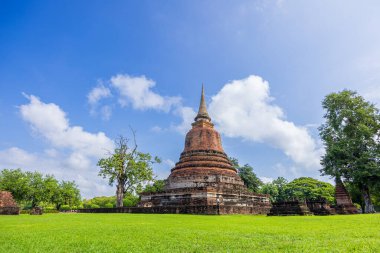 Tayland 'ın UNESCO Dünya Mirası Alanı, Sukhothai Tarih Parkı, Wat Mahathat Tapınağı' nın yeridir..