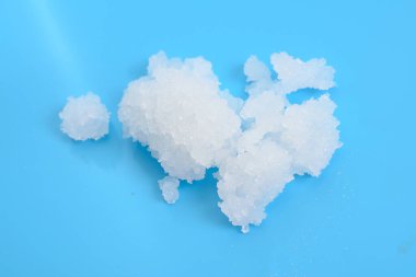 Magnezyum klorür formülü MgCl2 olan inorganik bir bileşiktir.