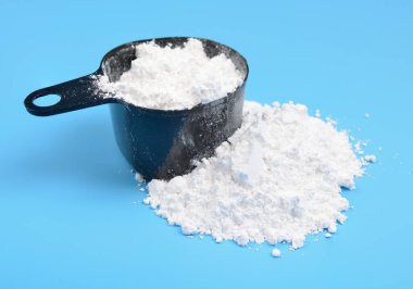 Tetrasodyum pirofosfat, sodyum pirofosfat, tetrasodyum fosfat veya TSPP olarak da bilinir.