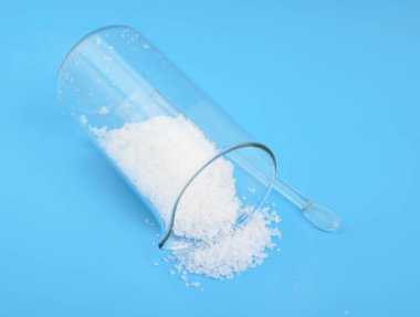 Sistemin Cys veya C, yarıönemli bir protein amino asididir.