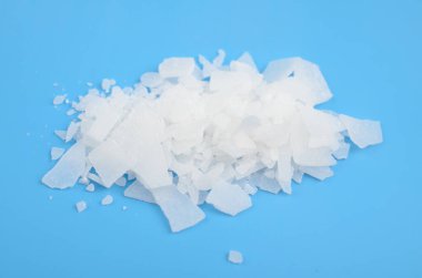 Magnezyum klorür formülü MgCl2 olan inorganik bir bileşiktir.