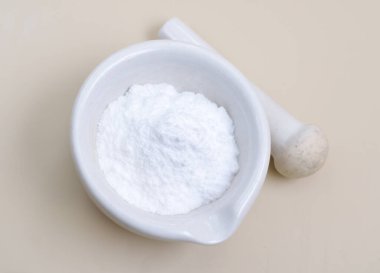 Ethylenediaminetraasetik asit EDTA, EDTA asidi olarak da bilinir.