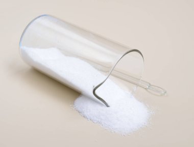 Süksinik asit bir dikarboksiliktir.