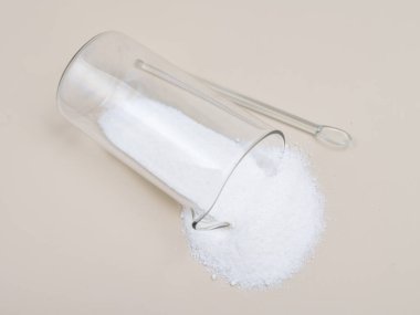 Sodyum glukonat formülü NaC6H11O7 olan bir bileşiktir..