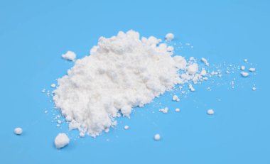 Glutamin (sembolü Gln veya Q) proteinlerin biyosentezinde kullanılan bir amino asittir.