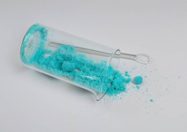 Nikel II sülfat ya da nikel sülfat..