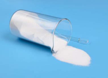 Sodyum dodecil sülfat SDS veya sodyum lauril sülfat SLS, bazen sodyum laurilsülfat.