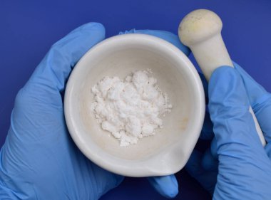 Sodyum oksalat, kimyasal formülü Na2C2O4 olan kimyasal bir bileşiktir.