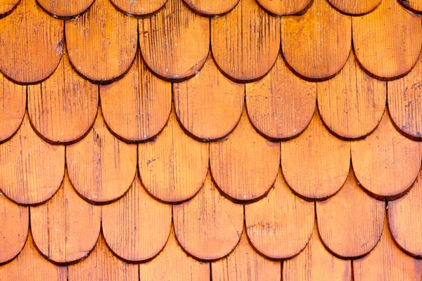 黒の森の家 ドイツ 中央ヨーロッパの外壁側面の木製の帯状のパターン — ストック写真