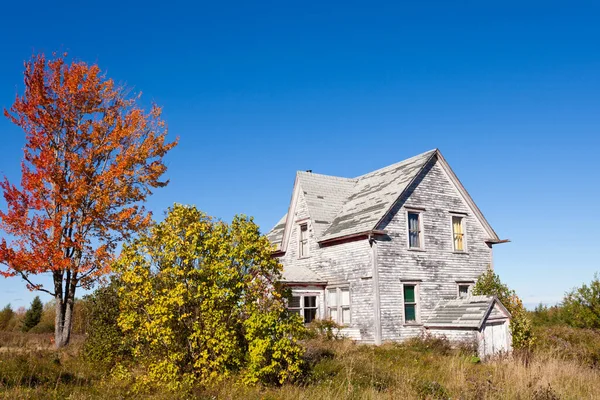 Vecchia Casa Colonica Decomposizione Nella Campagna Rurale New Brunswick Canada — Foto Stock