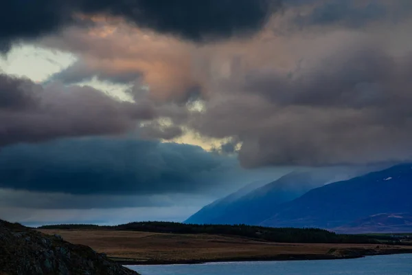 Storm Clouds Sunset Eyjafjordur Fiord Forming Dramatic Skyscape Akureyri Iceland — Stock Photo, Image