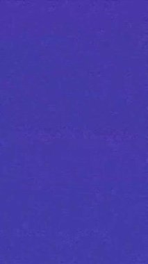 Gürültülü televizyon etkisi. Vhs retro televizyon. Kayıp sinyal konsepti. Eski tip giriş klibi 4K