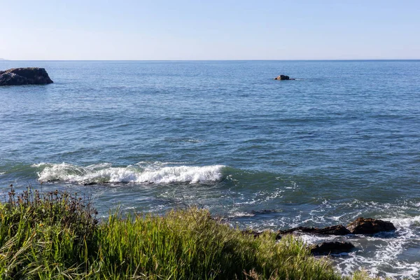 Kaunis Näkymä Merelle Rannikolle — kuvapankkivalokuva