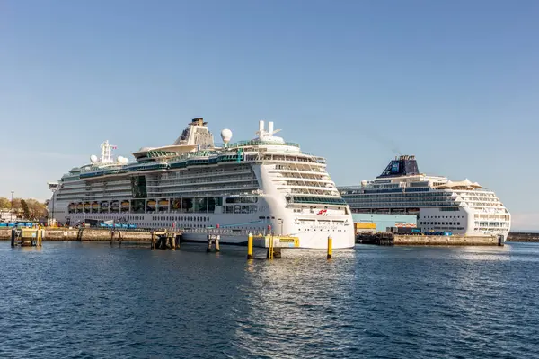 stock image the beautiful view of the cruise ships