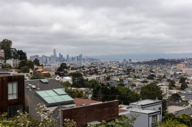 San Francisco, ca, usa: Tepeden San Francisco şehri manzarası