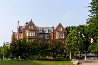 Cambridge Üniversitesi.
