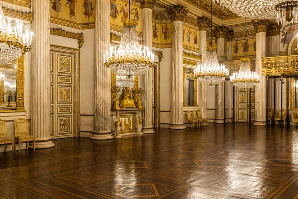 Turín Italia Circa Enero 2022 Romántica Antigua Sala Baile Palacio —  Fotos de Stock