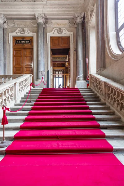 Torino Italia Circa Gennaio 2022 Tappeto Rosso Palazzo Reale Elegante — Foto Stock