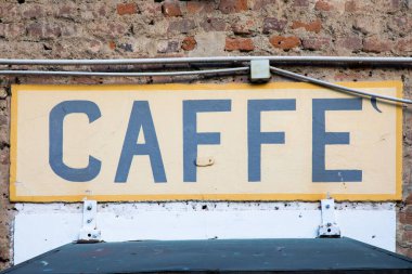 İtalya 'da eski moda kahve tabelası - Eski moda, geleneksel Cafe tasarımı kavramı