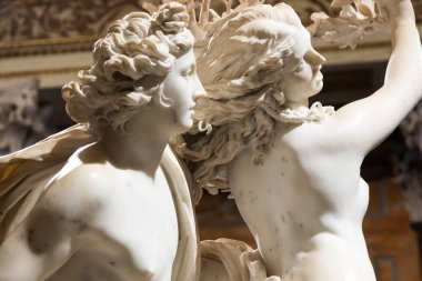 Roma, İtalya - 28 Aralık 2023: Borghese Galerisi, Apollo ve Daphne, Gian Lorenzo Bernini, 1625 dolaylarında. Carrara mermeri, h. cm 243