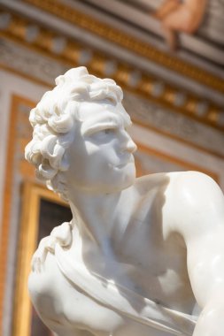 Roma, İtalya - 28 Aralık 2023: Galleria Borghese Müzesi - David by Gian Lorenzo Bernini, 1624 - heykel