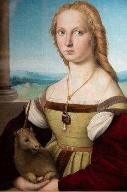 Roma, İtalya - 28 Aralık 2023: Galleria Borghese Müzesi - Tek boynuzlu bir at taşıyan kadın, 1506 dolaylarında.