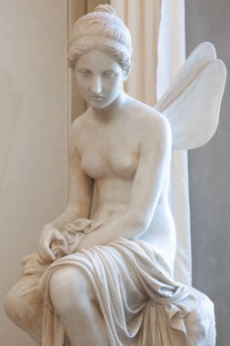 Floransa, İtalya: 28 Aralık 2023. Psyche Terk Edildi Pietro Tenerani, 1819, Carrara mermeri - Ruh 'un Eros' u kaybettiği an