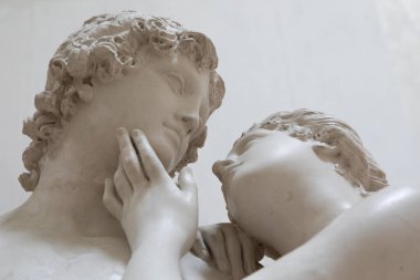 Possagno, İtalya - 22 Haziran 2023. Venüs ve Adonis, heykeltıraş Antonio Canova, 1794 - alçı