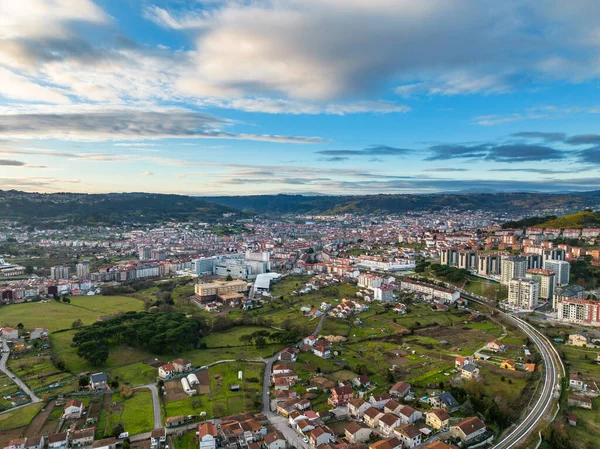 Luftaufnahme Der Skyline Der Galizischen Stadt Ourense Vom Stadtrand Aus — Stockfoto
