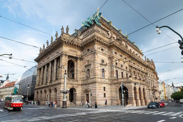 布拉格 2022年8月24日 布拉格国家剧院 1881年首次开业 — 图库照片