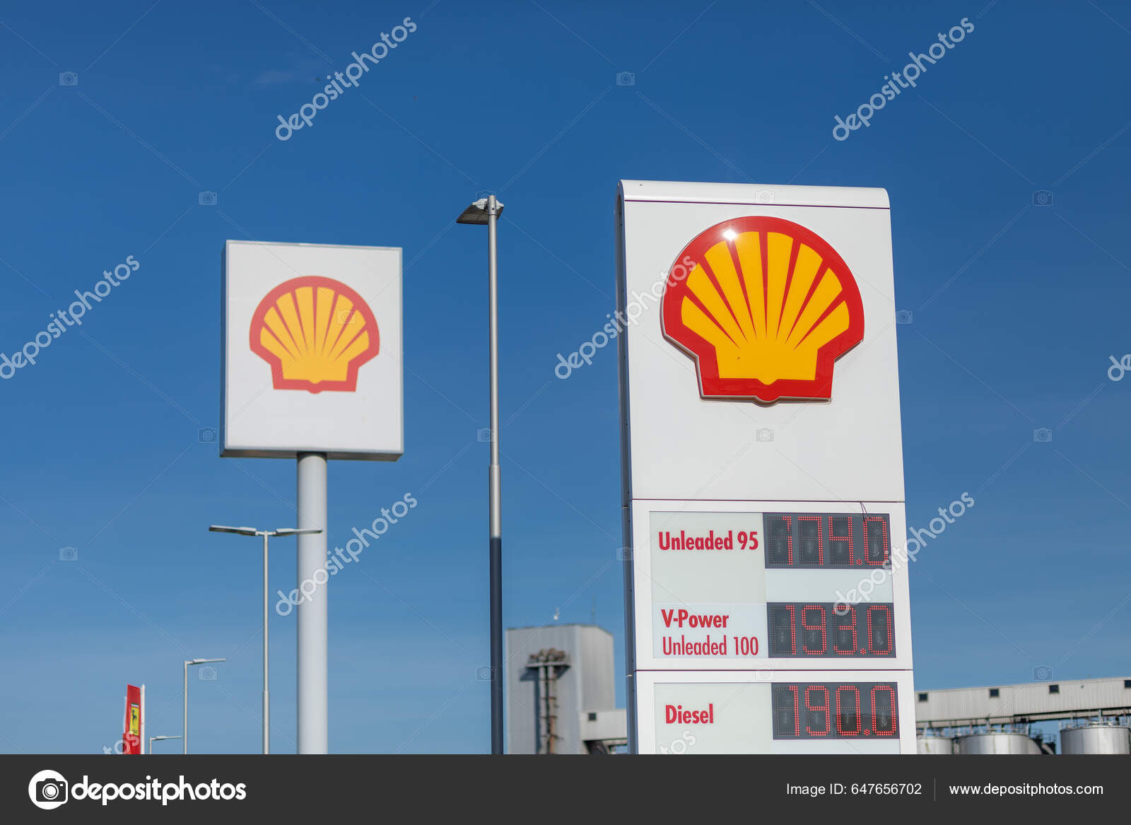 Valjevo Serbia March 2023 Shell Oil Company Logo Valjevo Serbia Stock