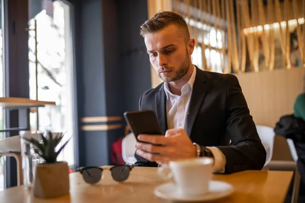 Awesome Young Man Guy Businessman Reading News Smartphone Drinking Morning — Stock Photo, Image