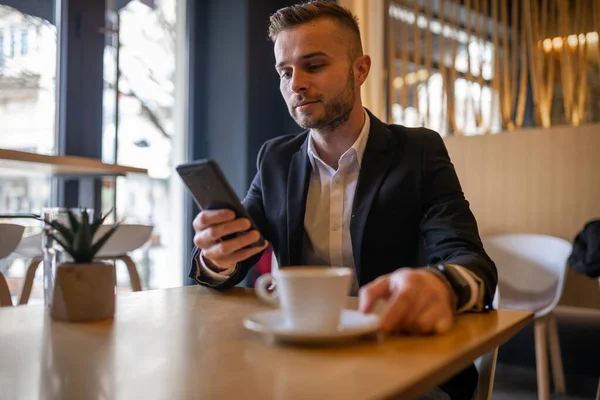 Awesome Young Man Guy Businessman Reading News Smartphone Drinking Morning — Stock Photo, Image