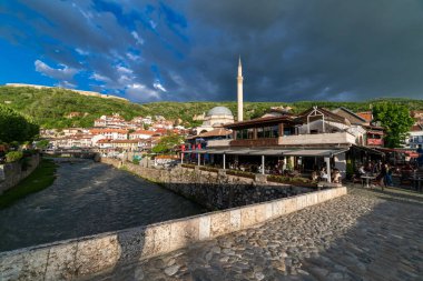 Prizren ve Bistrica Nehri Panoraması, Kosova ve Sırbistan
