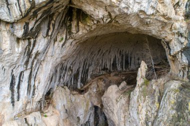 Potpecka Mağarası, Potpece, Zlakusa, Sevojno yakınları, Uzice, Sırbistan