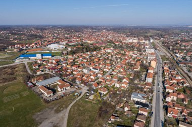 Sırbistan 'ın Kolubarski diskinde yer alan Lajkovac' ın Hava Aracı Görünümü
