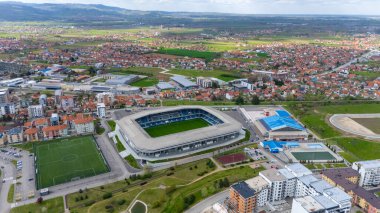 Stadyum Lagator, Loznica 'nın Hava Aracı Manzarası, Sırbistan' ın Macva diskinde şehir