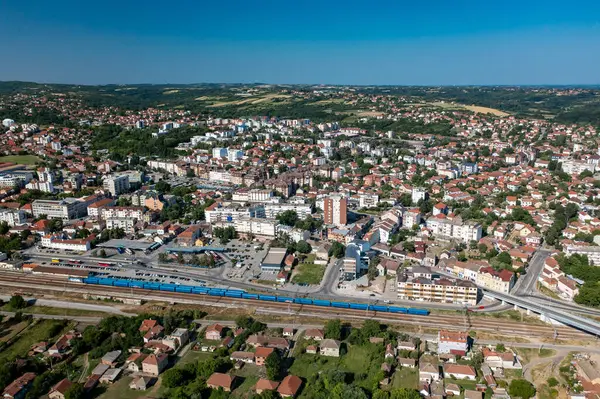 Mladenovac, Sumadija, Orta Sırbistan. Şehrin Hava Aracı Görünümü