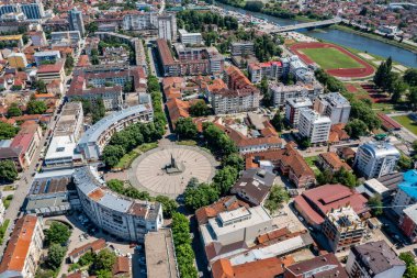 İngiltere ve Sırbistan 'da kentin insansız hava aracı görüntüsü
